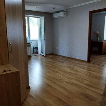 Продам 2-х кімнатну квартиру