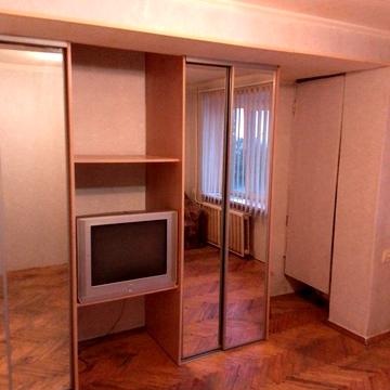 Бакинська вул., 37-Б