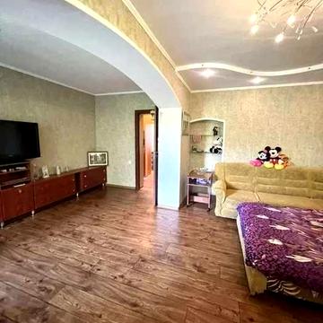 Продаётся 2-комнатная квартира в Днепровском районе, ул. Дудыкина