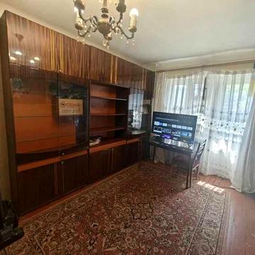 Продаж 2 кімнатної квартири по вулиці Нижньодніпровська.