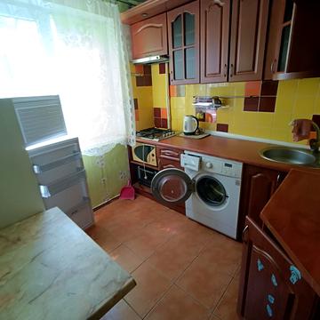 Краснова вул., 15