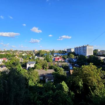 Домбровського вул., 86