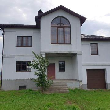 Будинок з ділянкою поруч з Ірпенем