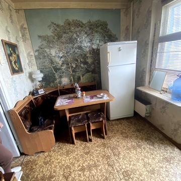 Автозаводська вул., 77