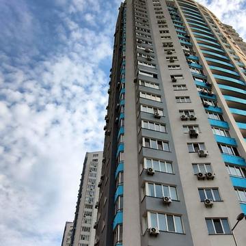 Оболонський просп., 1