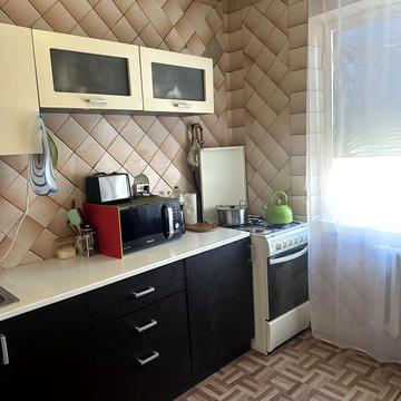Героїв Дніпра вул., 35