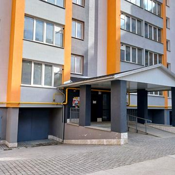 Хіміків вул., 11