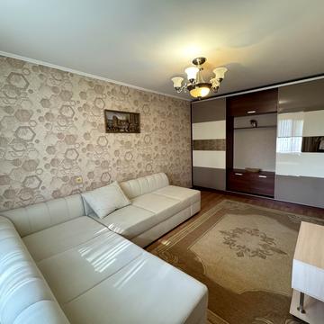 Сімї Глодан вул., 37а