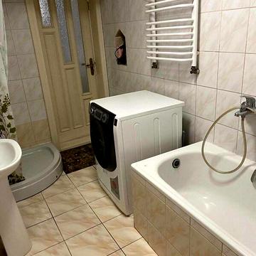 Продаж 1к Квартира Ринок площа