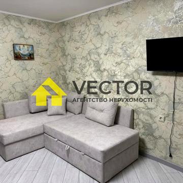 Великотирновська вул., 30