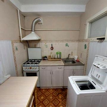 Аренда 2к квартири возле м. Лукьяновка