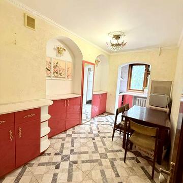 Сдам 3 комнатную квартиру на Королева 1