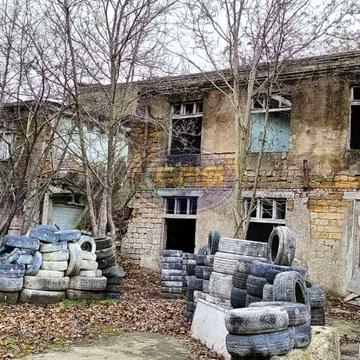 Сергія Ядова вул. (Ювілейна), 6