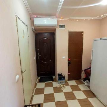 Продам 3- кімнатну квартиру по вул. Заньковецькоі