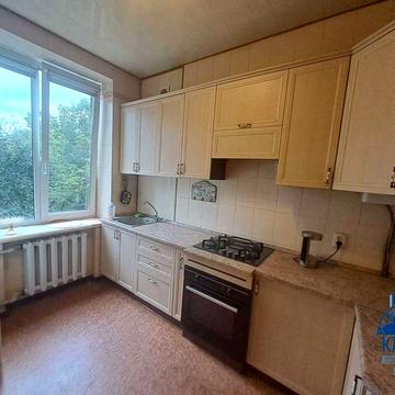 Продам 2 к квартиру пр. Дмитра Яворницького Центр
