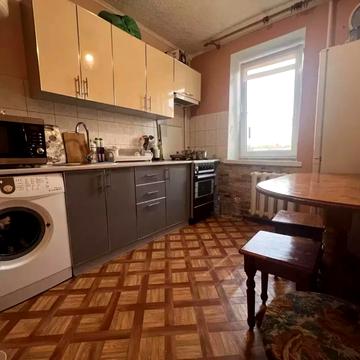 Однокімнатна квартира на Щорса з ремонтом