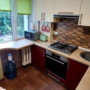 Продаж 3-х кімнатної квартири центрі міста.