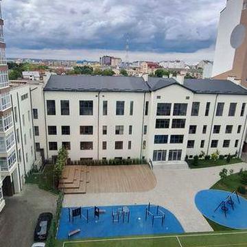 Продаж.Видова здана 3-кімнатна квартира в центрі міста ЖК Містечко Центральне