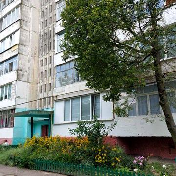 Продається 2-кімнатна квартира в затишному районі міста