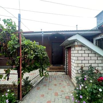 Продаж чотирьохкімнатного будинку в Центрі! Вул. Корабелів ! 94 м2