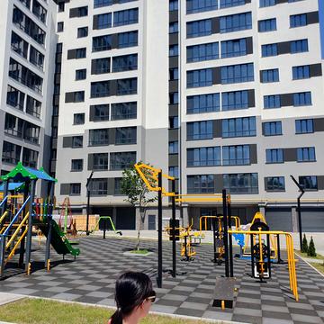 Озерна вул., (Будинок 1)