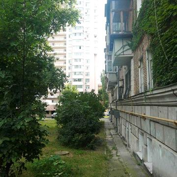 Продажа,обмен 2 комнатной квартира ул.Гарматная,18 отдельный вход