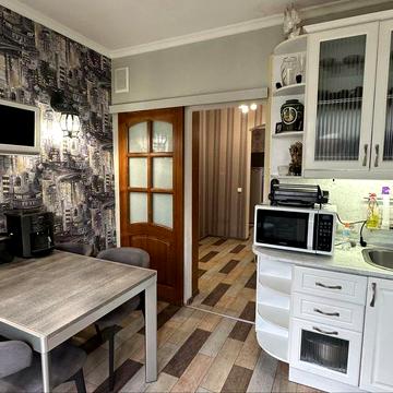 Продаж 3-кімнатної квартири, проспект Свободи, 2-А Держ постанови так