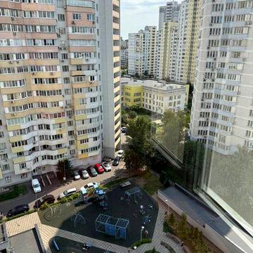 Власник - Продається 1-кімнатна квартира (Олени Пчілки 7) ЖК Традиція