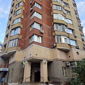 Урлівська 4а, М.Позняки