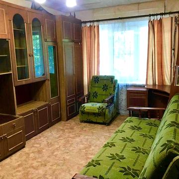 Продам затишну 2 км квартиру вул. Грушевського Черемушки Україна