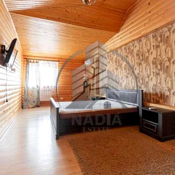 Продаж 3к квартири по вул Папоротна з закритою територією