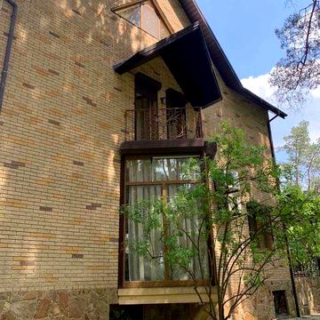 Продам дом в Песчанке!Большой участок, сосны, бассейн! Садовая улица.