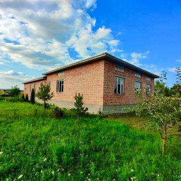 Продам будинок із землею
