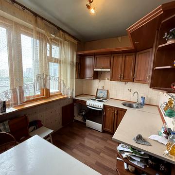Архітекторів вул., 22