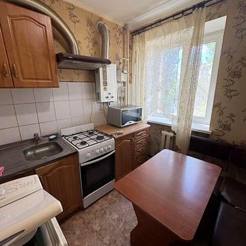 Довгострокова оренда 1к Квартира Космонавтів вулиця