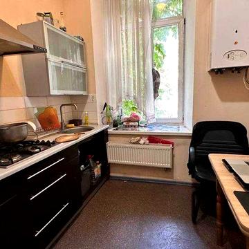 ул. Троицкая/ ул. Ришельевская. Светлая, уютная.