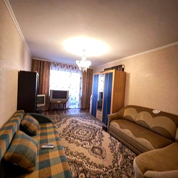 Продаю гарну, світлу, крупногабаритну 1к/к з ремонтом та меблями