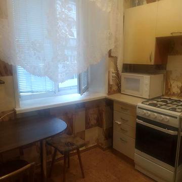 12.500.Сдам свою 3 квартиру, ул б.хмельницкого., р -он Титова.без риэл