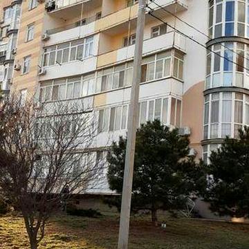 Сдам свою 1-комн. квартиру с видом на море Чернаморск,ул.Парковая.