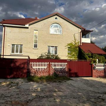 Продаж будинку від власника