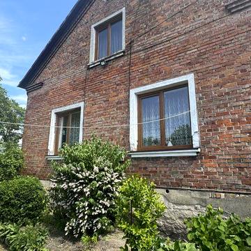 Будинок неподалік міста Шептицький