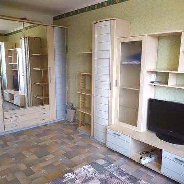 Сергія Берегового вул. (Мартиросяна), 2/6