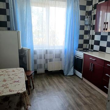 Героїв Крут вул. (Черепіна), 18