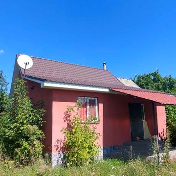 Будинок з садом, с. Шелепухи, 40 км від Черкас