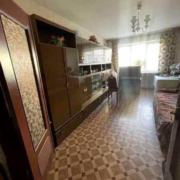 3х ком квартира на 5 этаже на ул. Высоцкого - Срочно Продам !