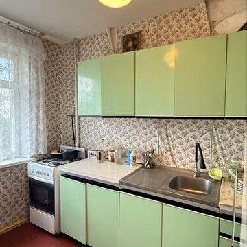 Продаж 3-кім. квартири в цегляному будинку на Виноградарі!