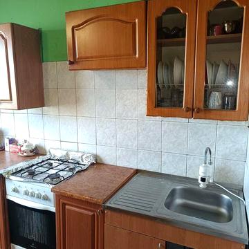 Продаётся 3 ком квартира Осипенковский микрорайон улица Зестафонская