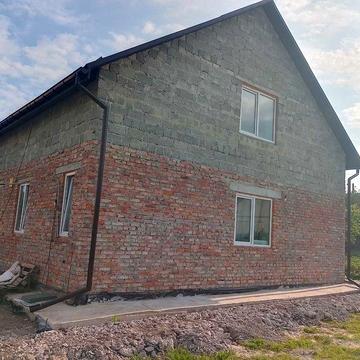 Продається будинок в м.Городок.