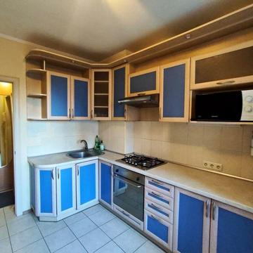 3 кімнатна квартира, Соломʼянський район. Вулиця Ніжинська, 7