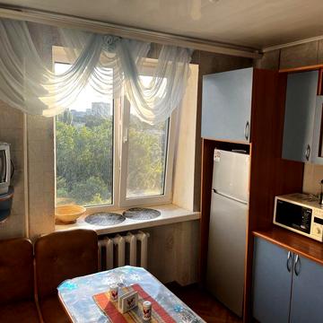 Сдам 3 к-кв Красный Камень, Комунар